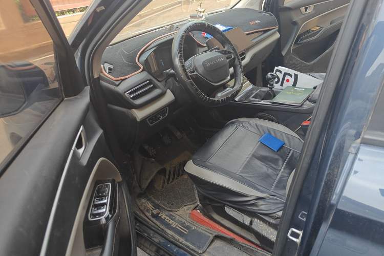 Used Wuling Victory 2020 1.5T Manual Elite Edition Driver Seat