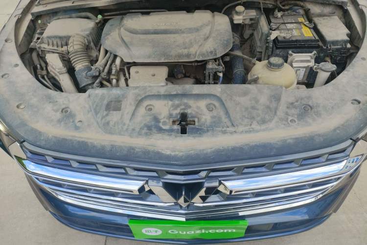 Used Wuling Victory 2020 1.5T CVT Flagship Edition Engine Bay