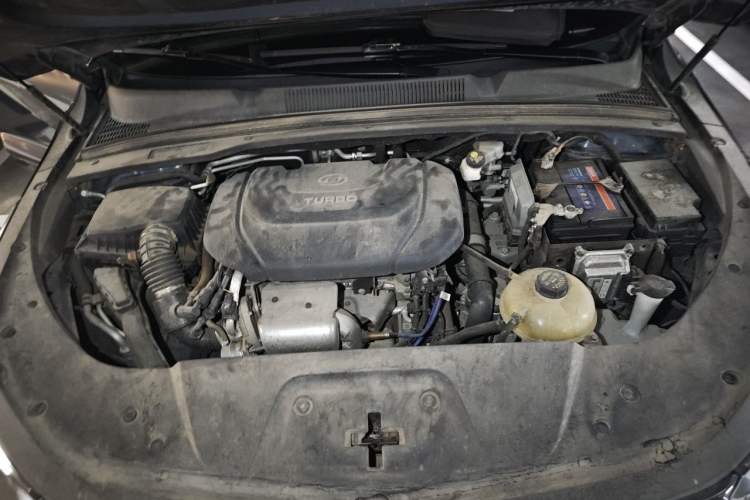 Used Wuling Victory 2020 1.5T CVT Flagship Edition Engine Bay