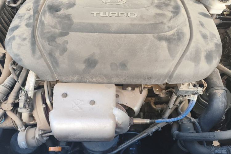 Used Wuling Victory 2020 1.5T CVT Flagship Edition Engine Bay