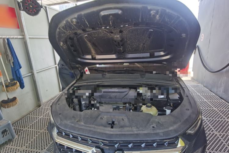 Used Wuling Victory 2020 1.5T Manual Elite Edition Engine Bay