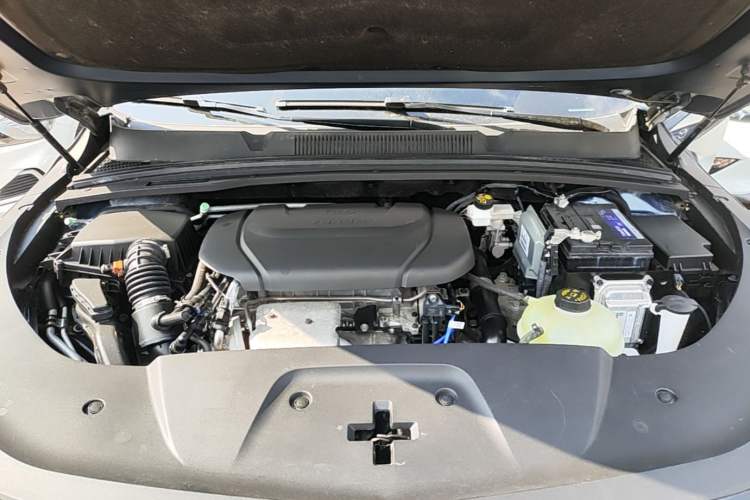 Used Wuling Victory 2020 1.5T CVT Flagship First-Class Model Engine Bay
