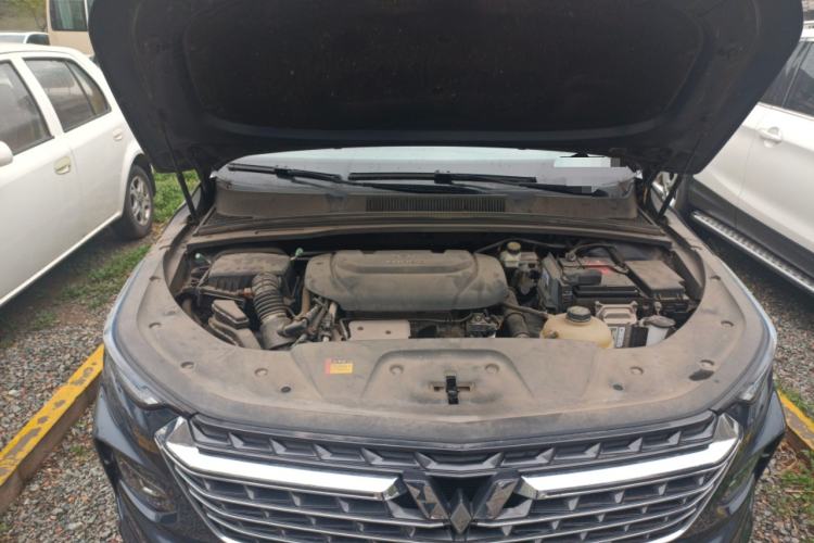 Used Wuling Victory 2020 1.5T CVT Flagship Edition Engine Bay