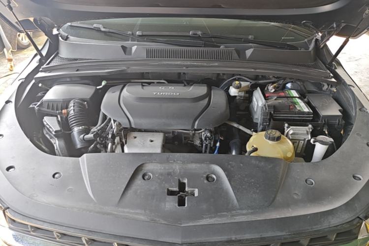 Used Wuling Victory 2020 1.5T CVT Flagship Edition Engine Bay
