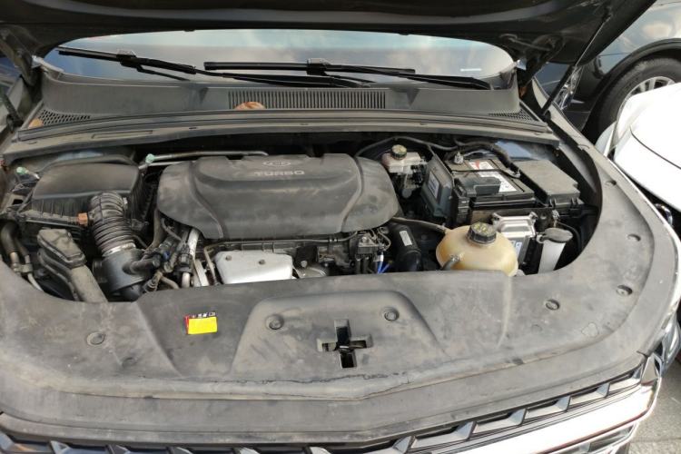 Used Wuling Victory 2020 1.5T CVT Flagship Edition Engine Bay