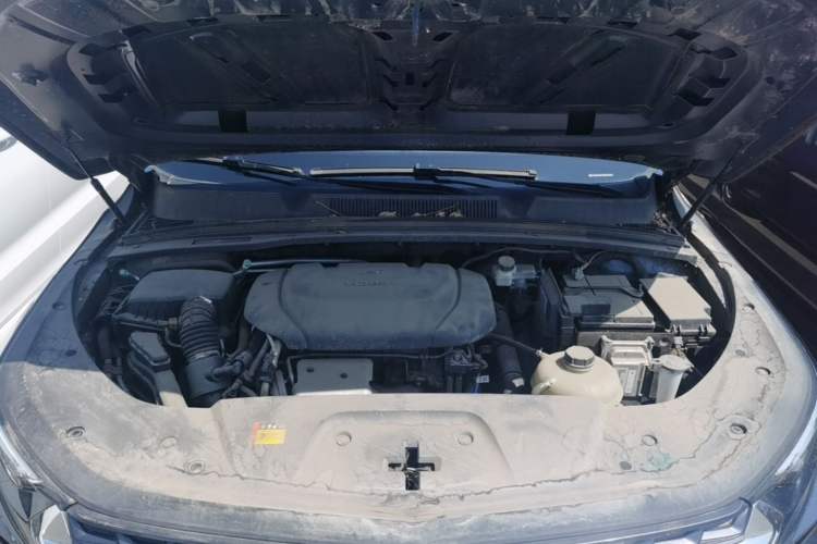 Used Wuling Victory 2020 1.5T CVT Elite Model Engine Bay