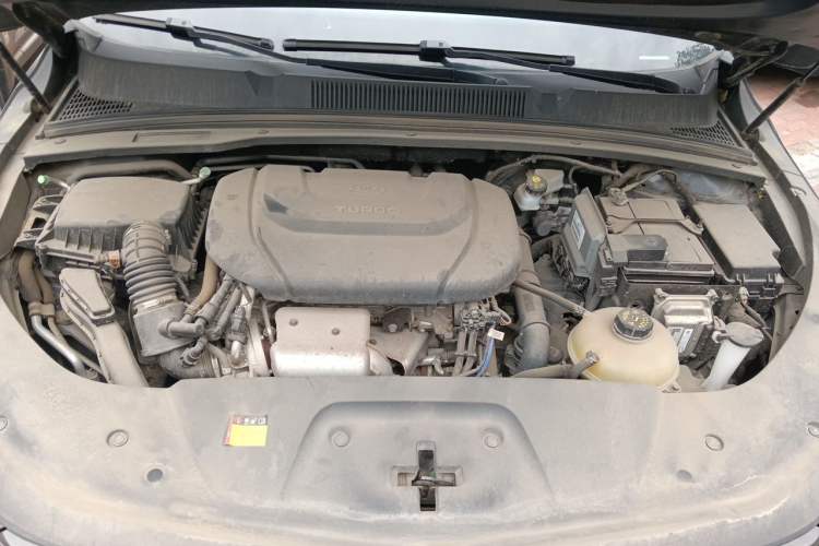 Used Wuling Victory 2020 1.5T CVT Flagship Edition Engine Bay