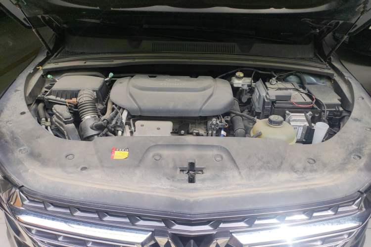 Used Wuling Victory 2020 1.5T CVT Flagship Edition Engine Bay