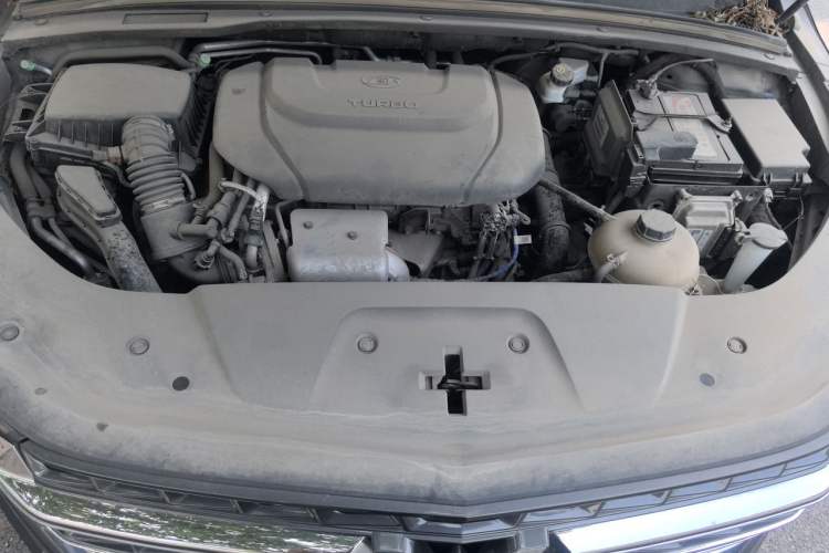 Used Wuling Victory 2020 1.5T CVT Flagship Edition Engine Bay