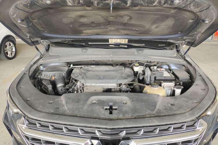 Used Wuling Victory 2020 1.5T CVT Luxury Model Engine Bay
