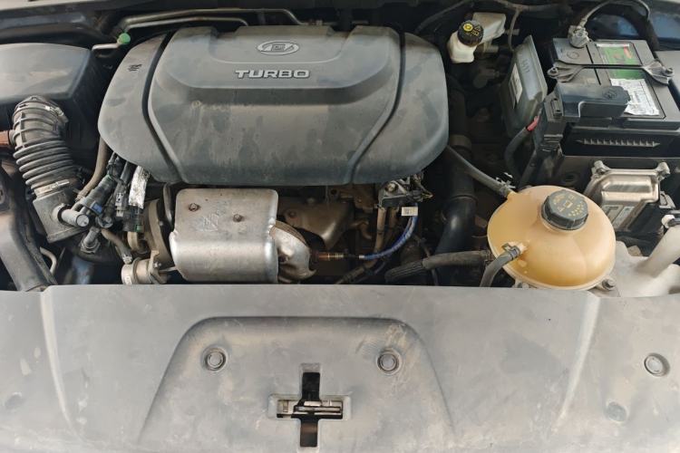 Used Wuling Victory 2020 1.5T CVT Flagship Edition Engine Bay
