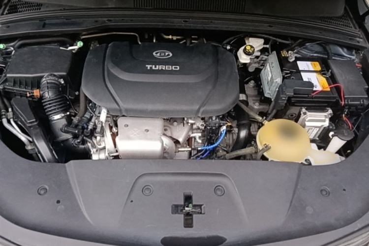 Used Wuling Victory 2020 1.5T CVT Luxury Model Engine Bay