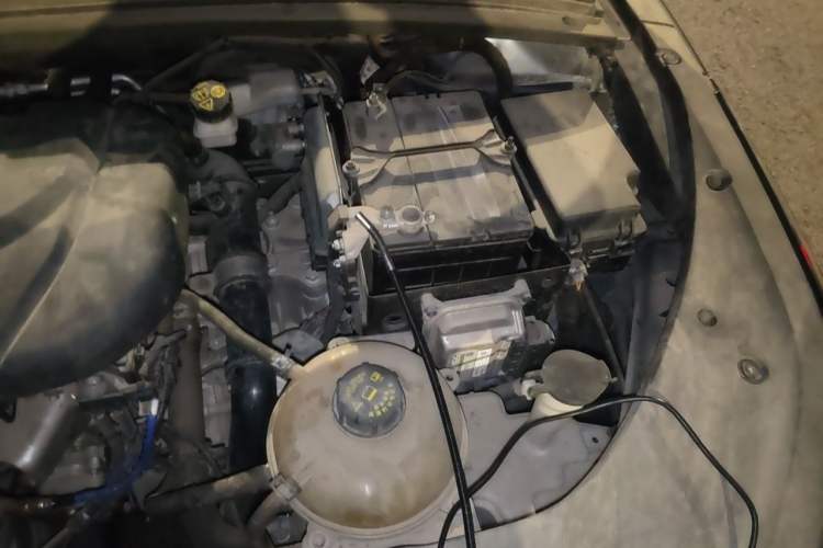 Used Wuling Victory 2020 1.5T CVT Flagship Edition Engine Bay Left