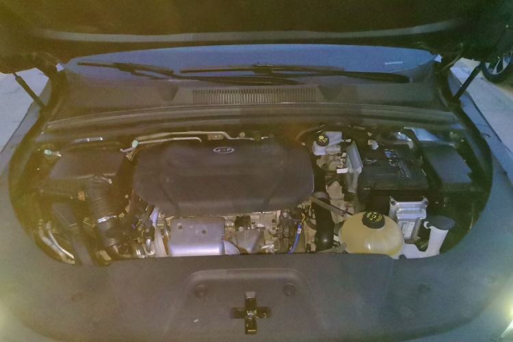 Used Wuling Victory 2020 1.5T CVT Flagship Edition Engine Bay
