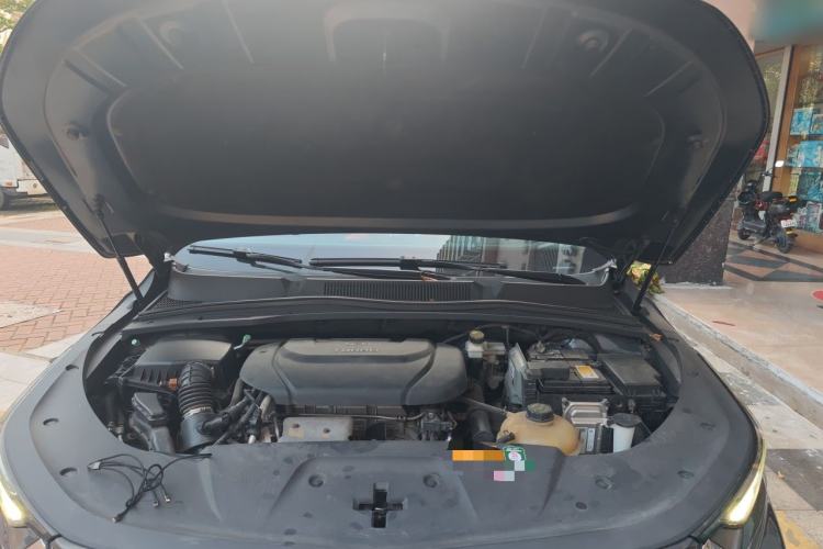 Used Wuling Victory 2020 1.5T CVT Flagship Edition Engine Bay