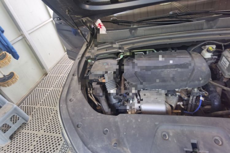 Used Wuling Victory 2020 1.5T Manual Elite Edition Engine Bay Right