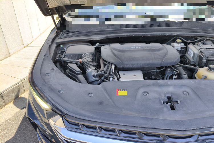 Used Wuling Victory 2020 1.5T CVT Flagship Edition Engine Bay Right