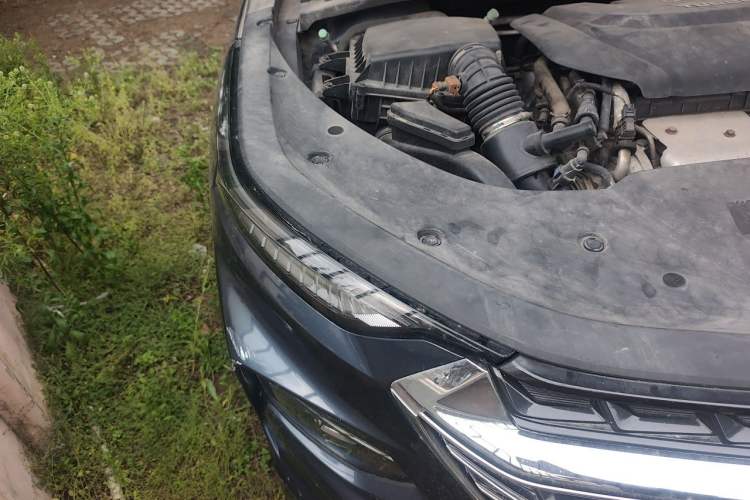 Used Wuling Victory 2020 1.5T CVT Luxury Model Engine Bay Right