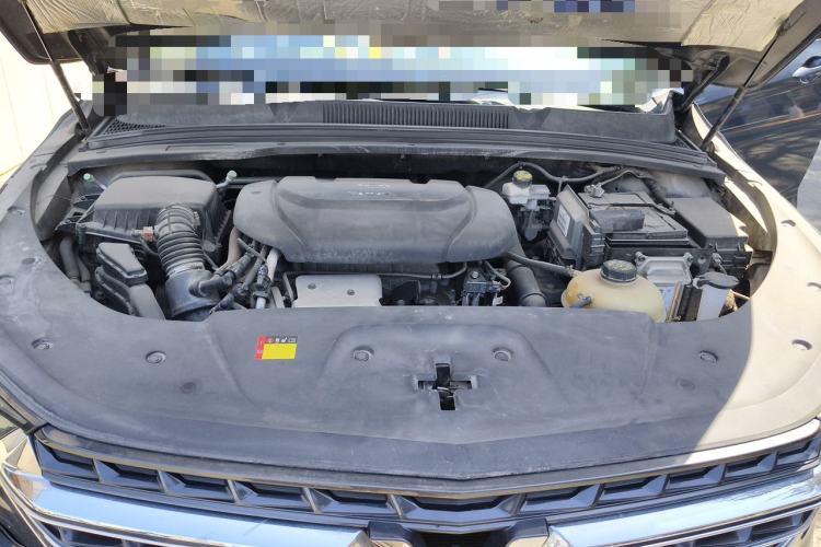 Used Wuling Victory 2020 1.5T CVT Flagship Edition Engine Bay