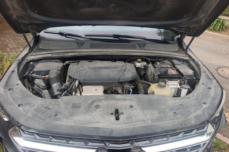 Used Wuling Victory 2020 1.5T CVT Luxury Model Engine Bay