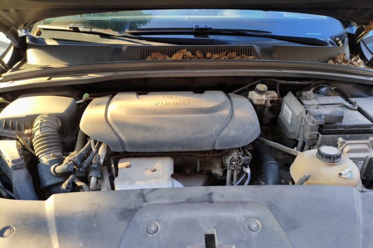Used Wuling Victory 2020 1.5T CVT Flagship Edition Engine Bay