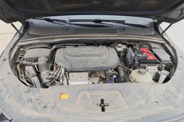 Used Wuling Victory 2020 1.5T CVT Flagship Edition Engine Bay
