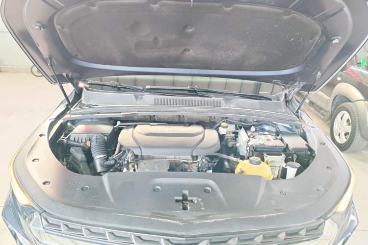 Used Wuling Victory 2020 1.5T CVT Luxury Model Engine Bay