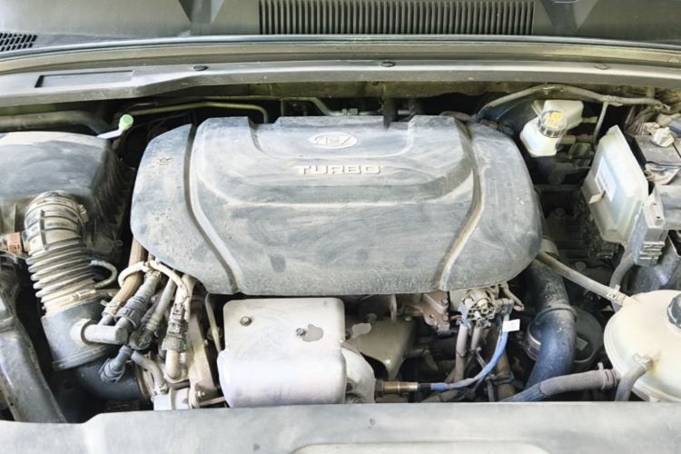 Used Wuling Victory 2020 1.5T CVT Flagship Edition Engine Bay