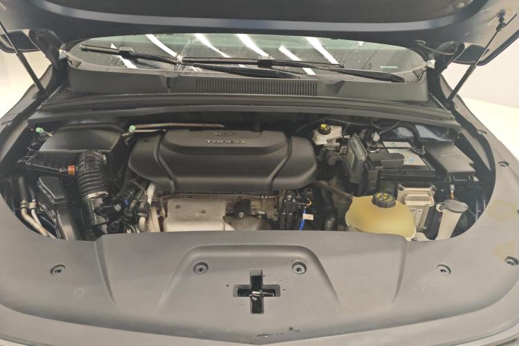 Used Wuling Victory 2020 1.5T CVT Luxury Model Engine Bay