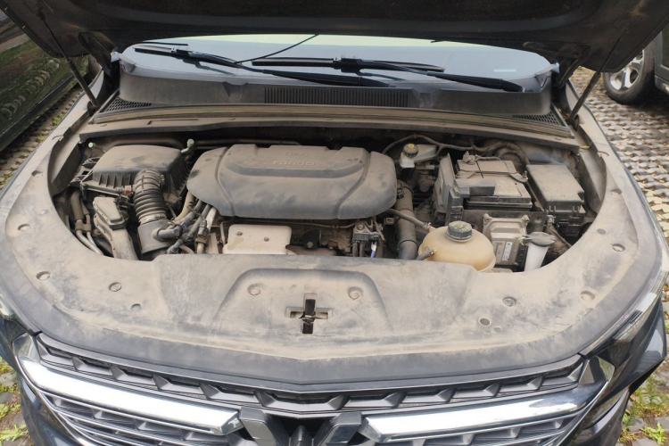 Used Wuling Victory 2020 1.5T CVT Flagship Edition Engine Bay