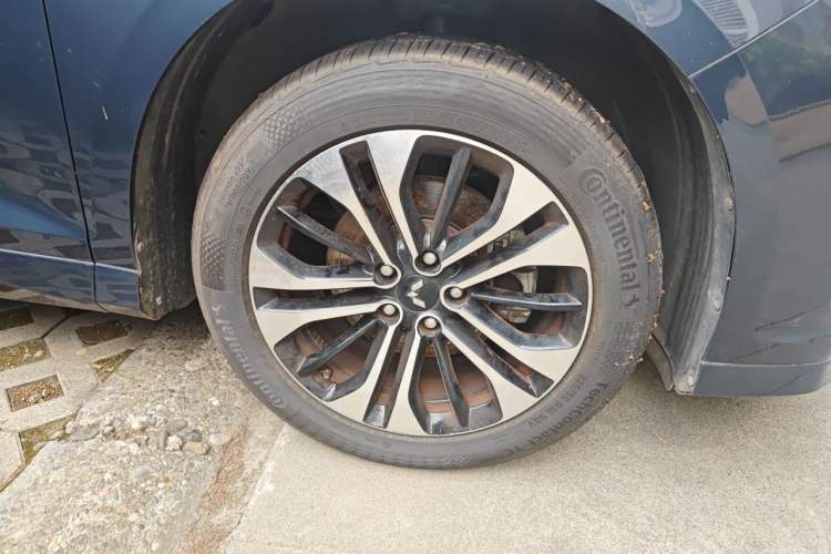 Used Wuling Victory 2020 1.5T CVT Flagship Edition Exterior 1