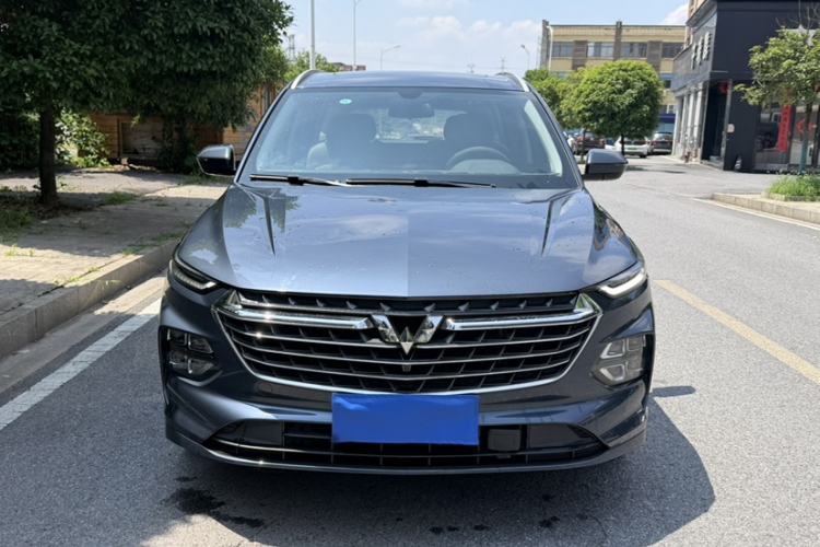 Used Wuling Victory 2020 1.5T CVT Flagship Edition Exterior 1