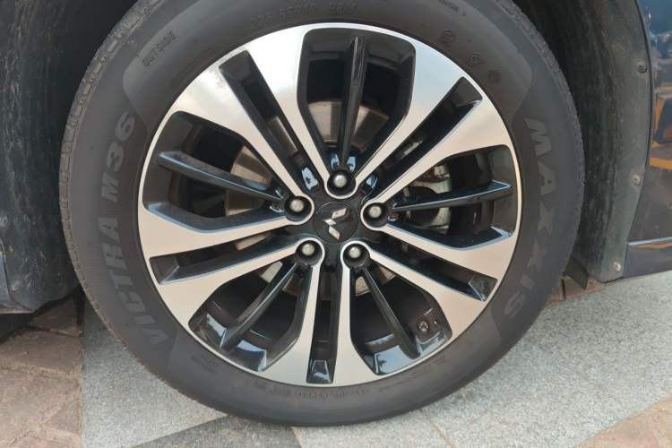 Used Wuling Victory 2020 1.5T CVT Flagship Edition Exterior 1