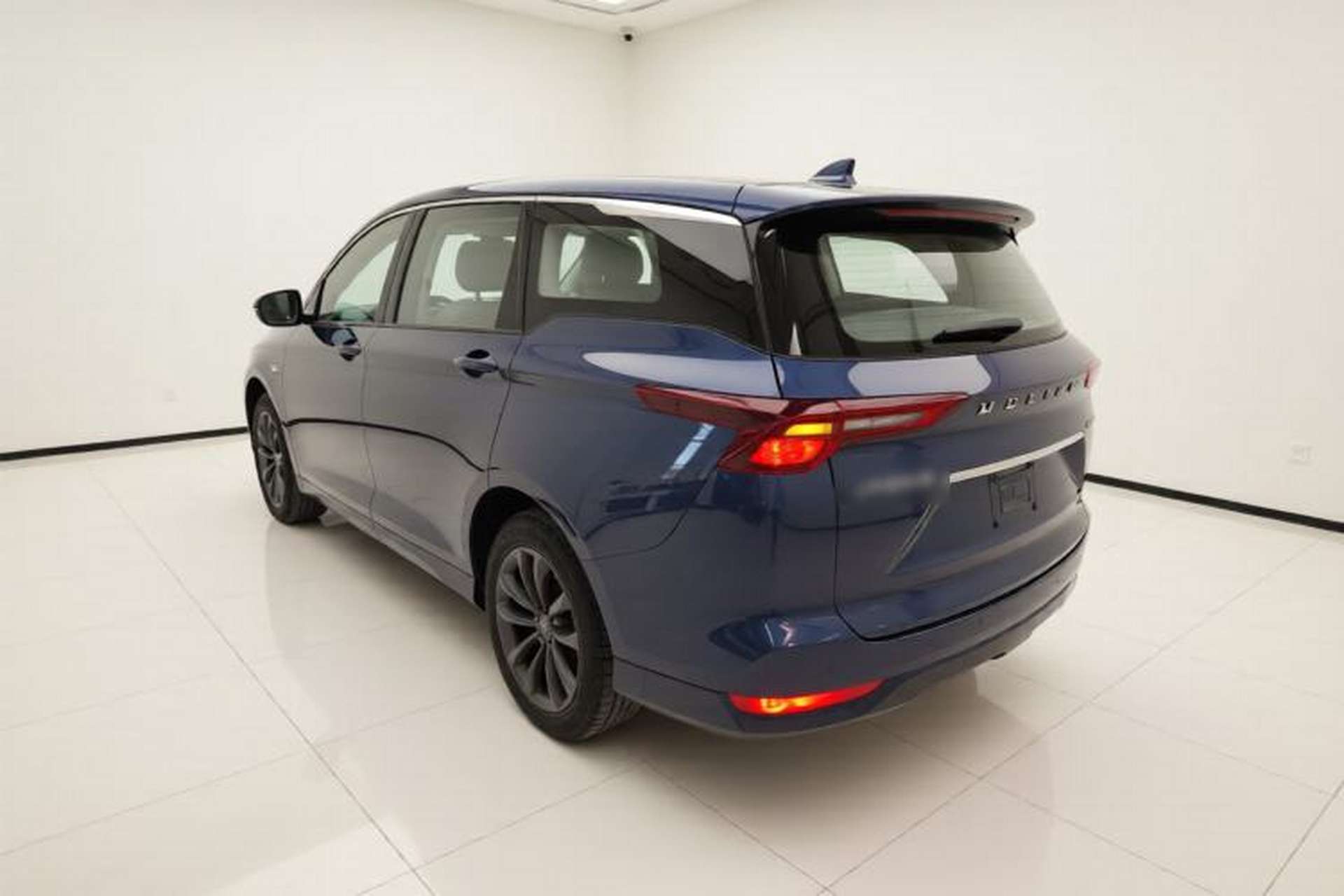 Used Wuling Victory 2020 1.5T CVT Luxury Model Exterior 2