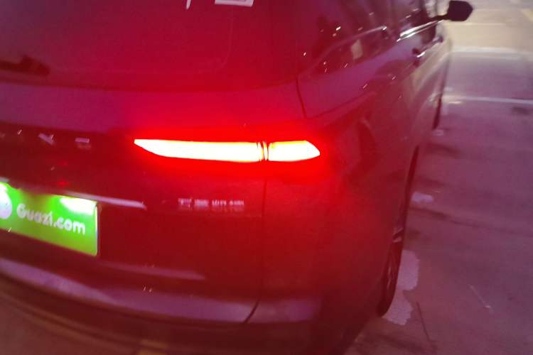 Used Wuling Victory 2020 1.5T CVT Flagship Edition Exterior 3
