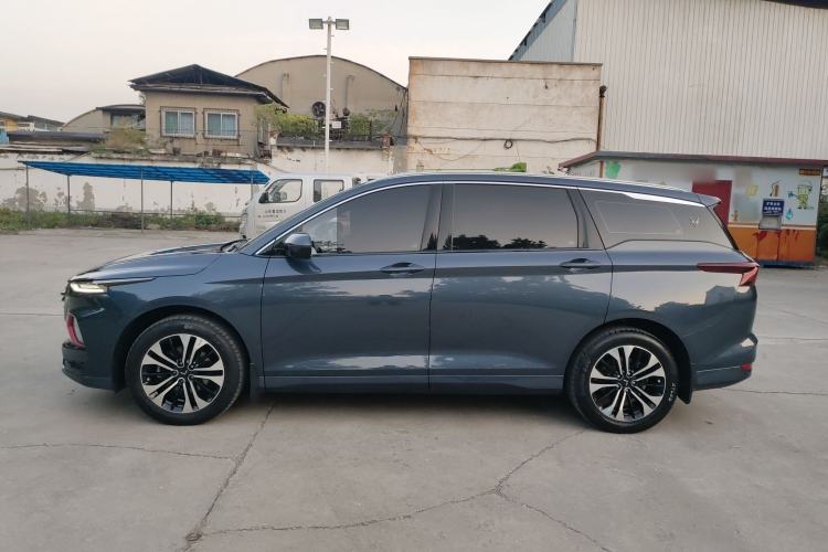 Used Wuling Victory 2020 1.5T CVT Flagship Edition Exterior 3