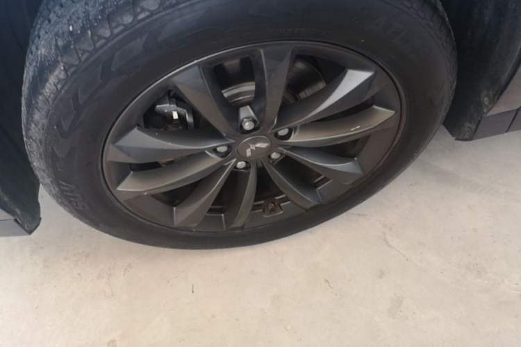 Used Wuling Victory 2020 1.5T CVT Luxury Model Exterior 4