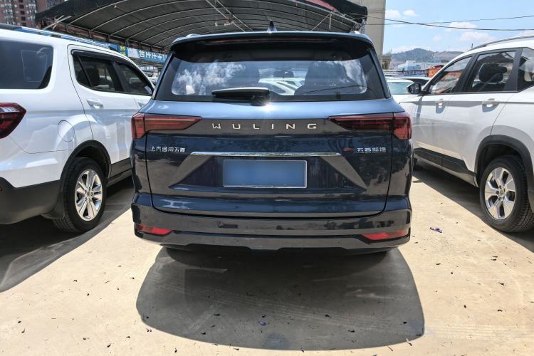 Used Wuling Victory 2020 1.5T CVT Flagship Edition Exterior 4