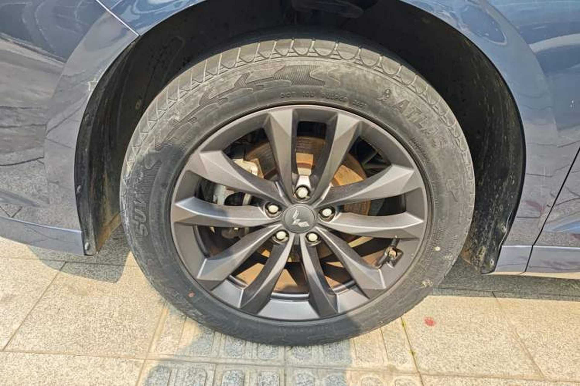 Used Wuling Victory 2020 1.5T CVT Luxury Model Exterior 4