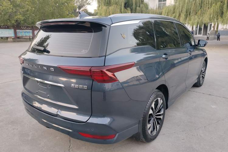 Used Wuling Victory 2020 1.5T CVT Flagship Edition Exterior 5