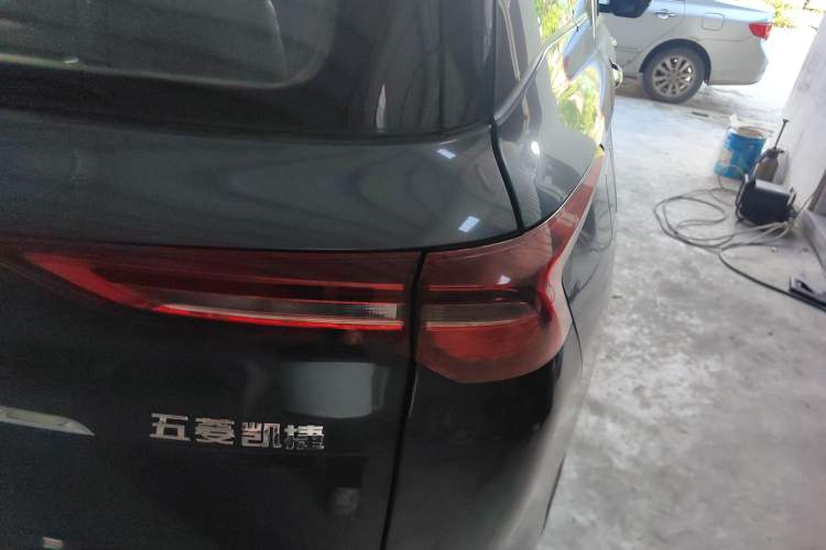 Used Wuling Victory 2020 1.5T CVT Luxury Model Exterior 6