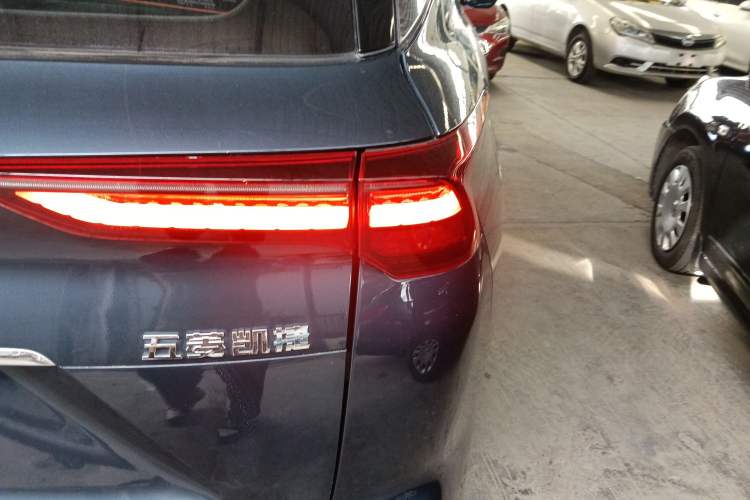 Used Wuling Victory 2020 1.5T CVT Flagship Edition Exterior 6