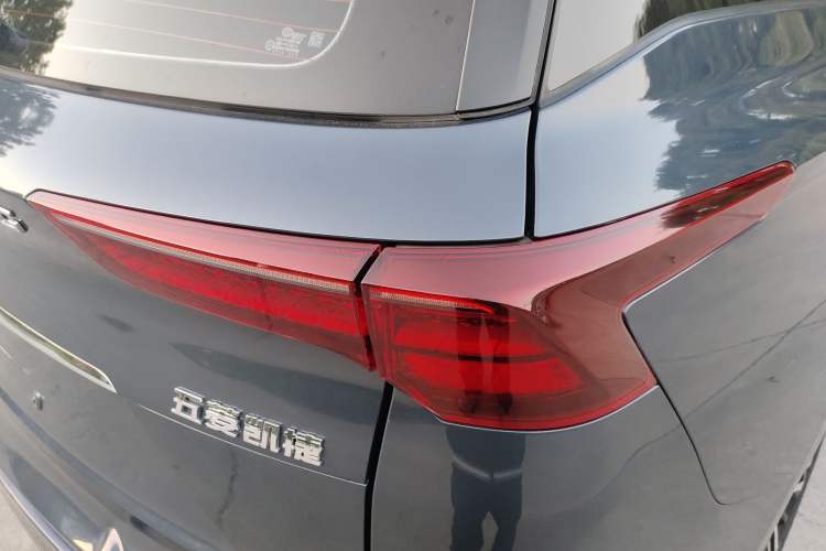 Used Wuling Victory 2020 1.5T CVT Flagship Edition Exterior 6