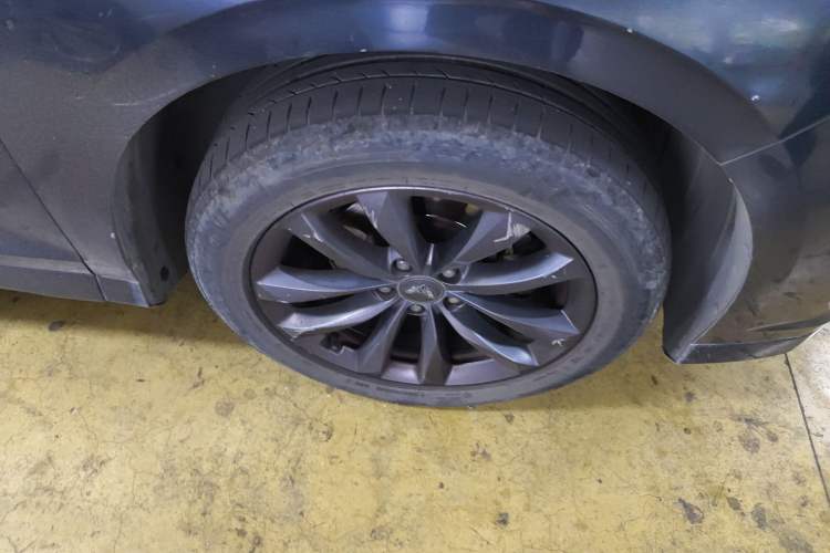 Used Wuling Victory 2020 1.5T CVT Luxury Model Exterior 7