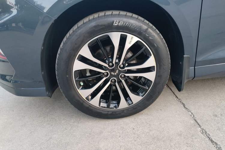 Used Wuling Victory 2020 1.5T CVT Flagship Edition Exterior 7