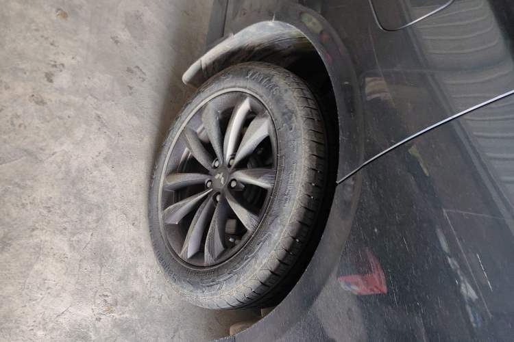 Used Wuling Victory 2020 1.5T CVT Luxury Model Exterior 8