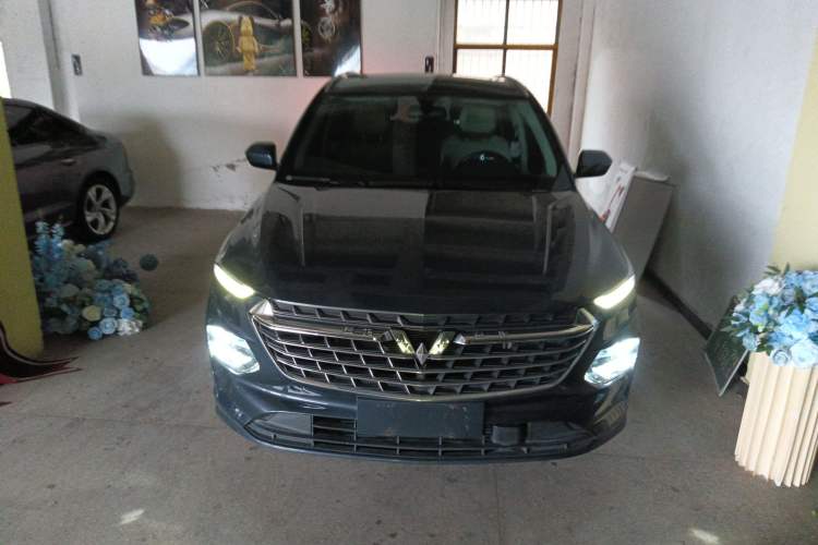 Used Wuling Victory 2020 1.5T CVT Flagship Edition Front