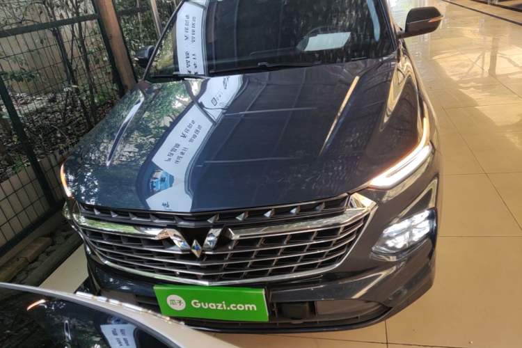 Used Wuling Victory 2020 1.5T CVT Flagship Edition Front
