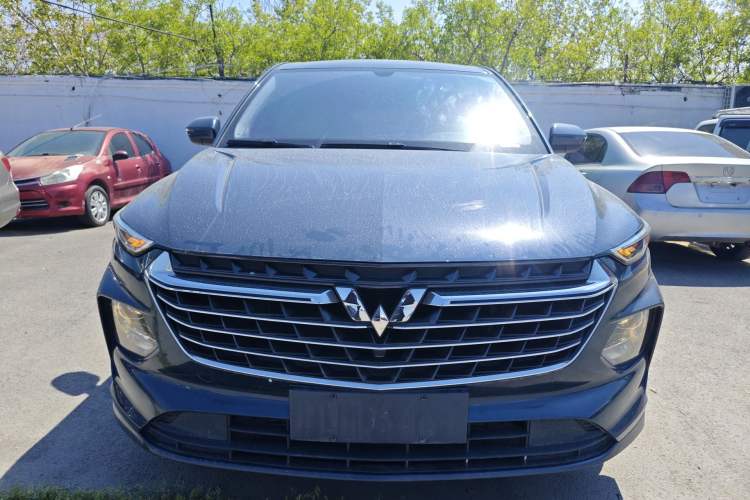 Used Wuling Victory 2020 1.5T CVT Elite Model Front