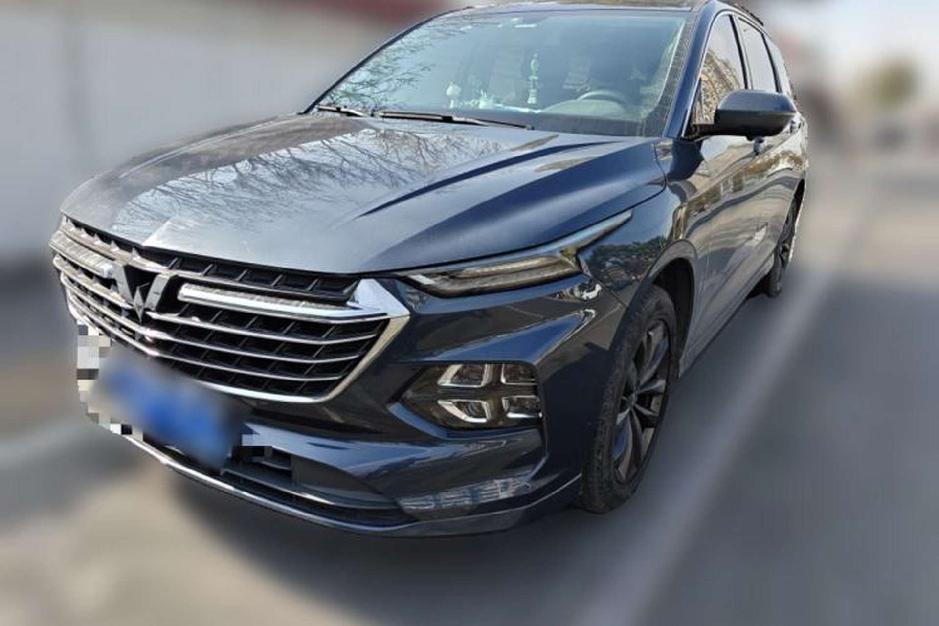 Used Wuling Victory 2020 1.5T CVT Luxury Model Front Left 45 Deg